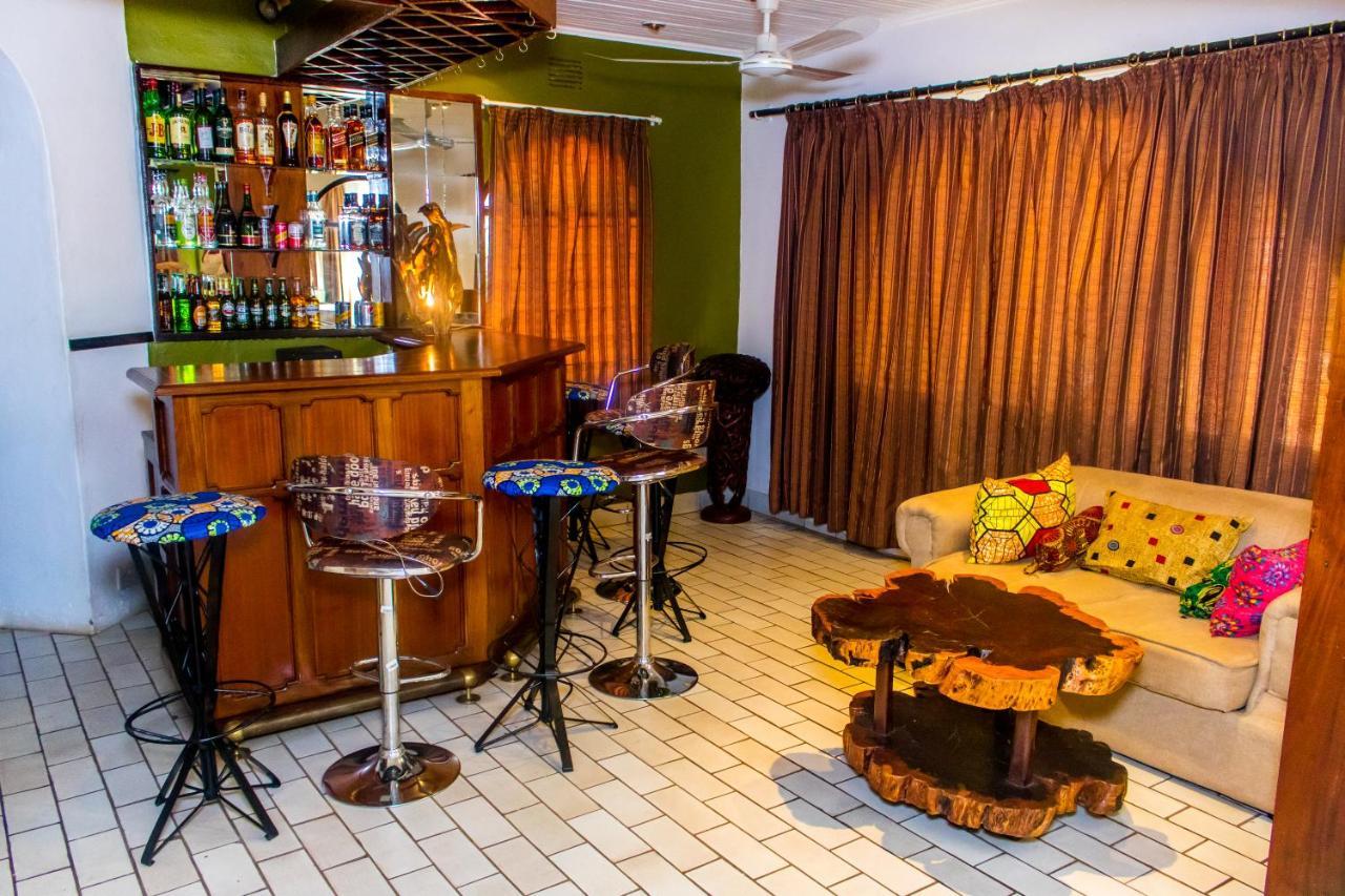 The Ad Lib Executive Lodge Lilongwe Exterior foto