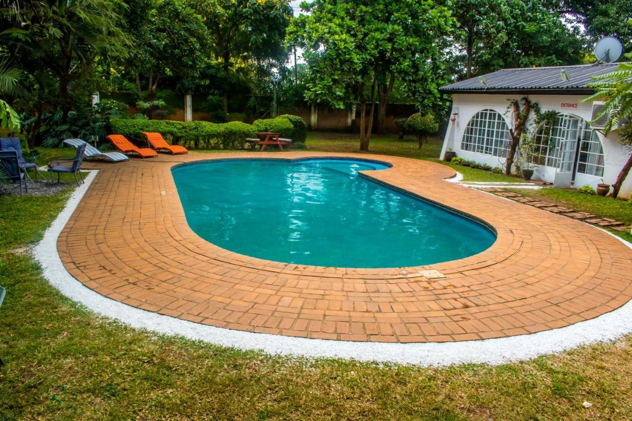 The Ad Lib Executive Lodge Lilongwe Exterior foto