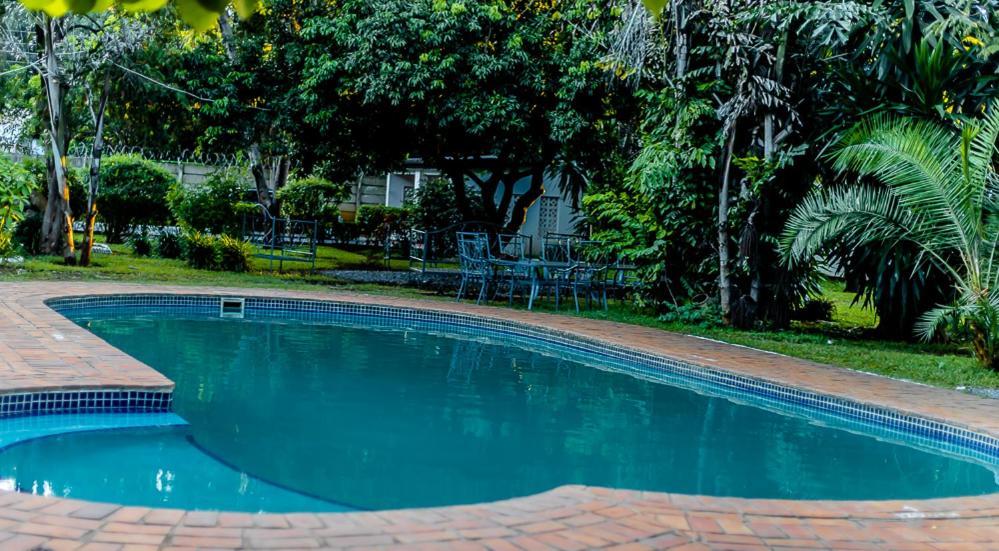 The Ad Lib Executive Lodge Lilongwe Exterior foto