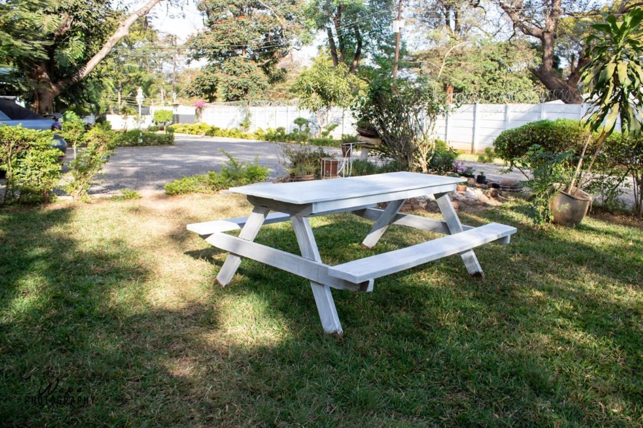 The Ad Lib Executive Lodge Lilongwe Exterior foto